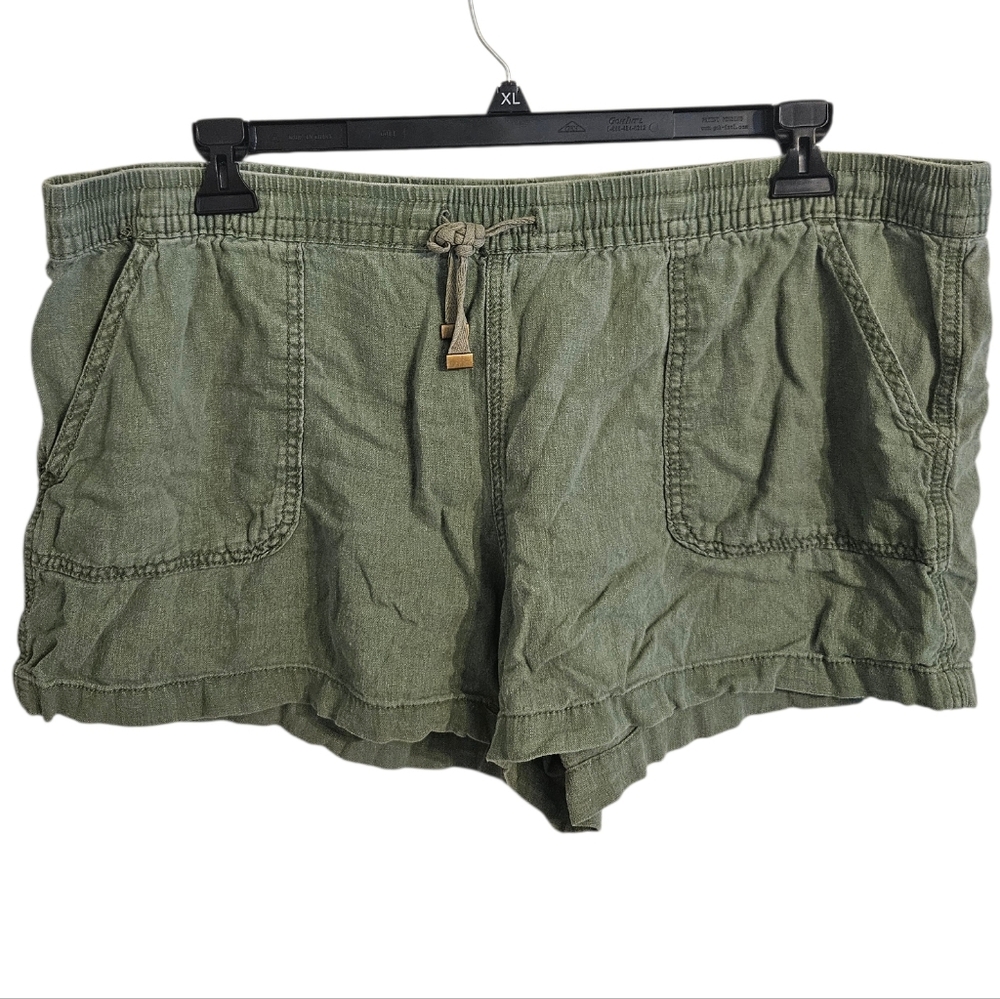 Time and Tru Olive Green Women's Cargo Shorts